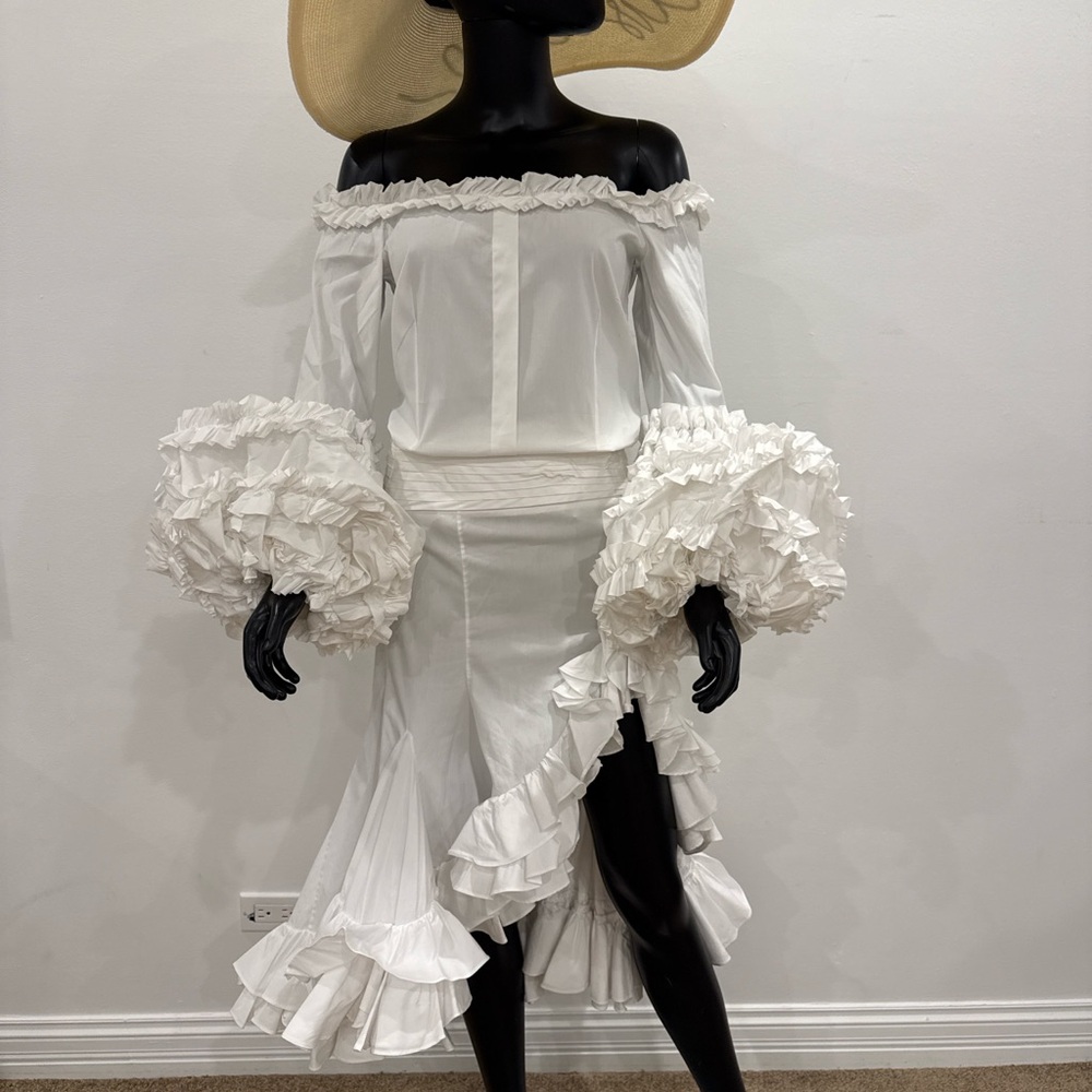 ⭐ CAROLINE CONSTAS Hamptons style resort Strechy Ruffle Skirt – White Size XS